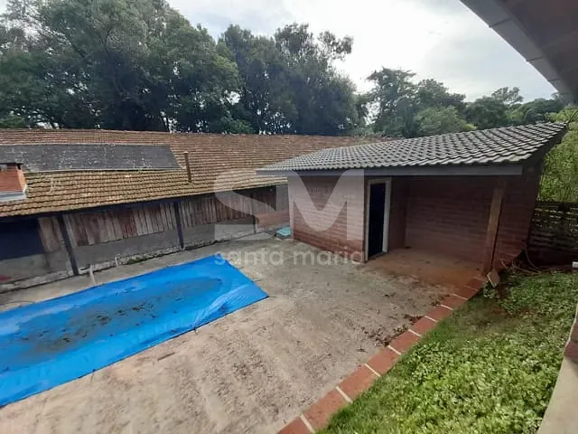 Casa com 2000m² 5 quartos e 3 banheiros, para alugar, no bairro Zona Rural em Guatambú