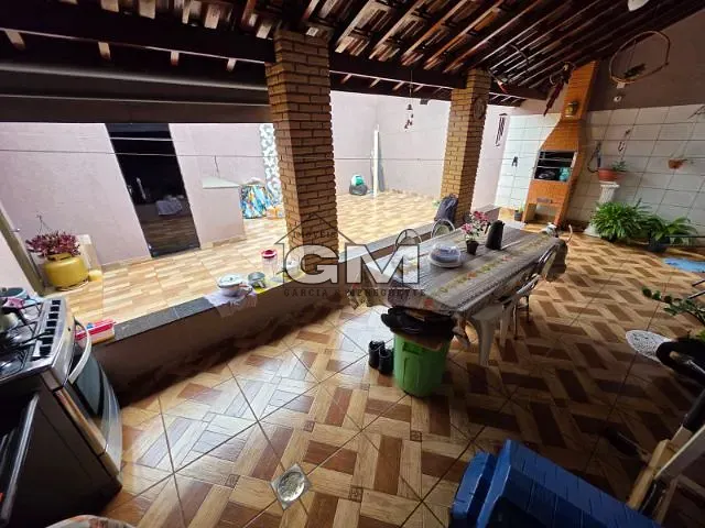 Casa 2 quartos e 2 banheiros, à venda, no bairro Ipiranga em Ribeirão Preto