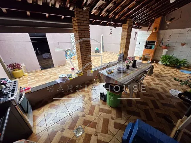Casa 2 quartos e 2 banheiros, à venda, no bairro Ipiranga em Ribeirão Preto