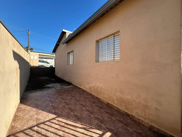 Casa com 125m² 1 quarto e 1 banheiro, para alugar, no bairro Parque Valença I em Campinas