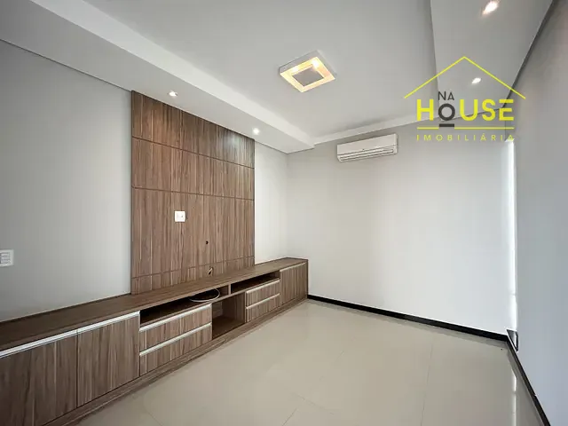 Casa com 450m² 3 quartos e 5 banheiros, para alugar, no bairro Residencial Eco Village I em São José do Rio Preto