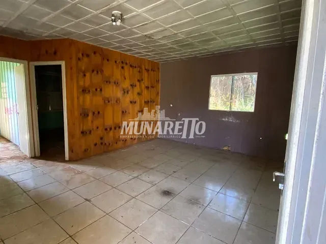 Casa 2 quartos e 1 banheiro, para alugar, no bairro centro em Ipira