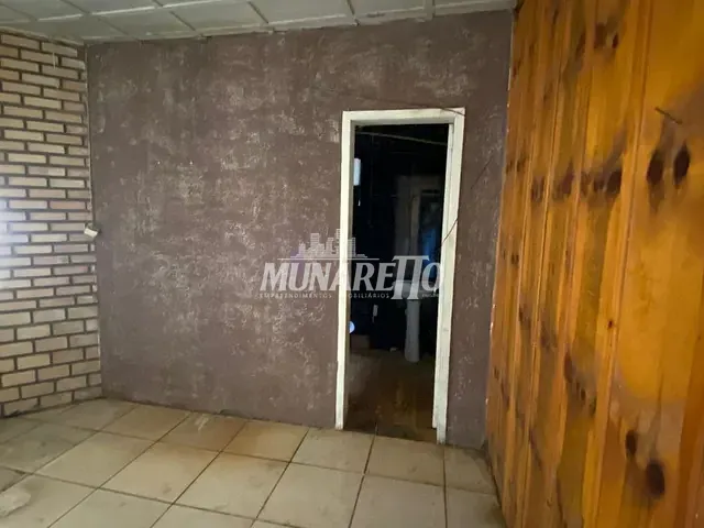 Casa 2 quartos e 1 banheiro, para alugar, no bairro centro em Ipira