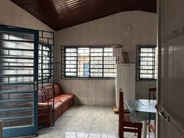 Casa com 400m² 2 quartos e 2 banheiros, à venda, no bairro Boraceia em Bertioga