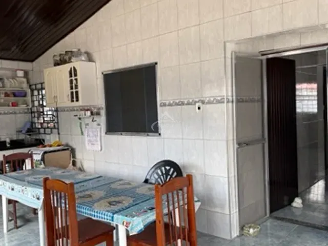 Casa com 400m² 2 quartos e 2 banheiros, à venda, no bairro Boraceia em Bertioga
