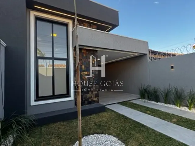 Casa com 180m² 3 quartos e 2 banheiros, à venda, no bairro Cardoso em Aparecida de Goiânia