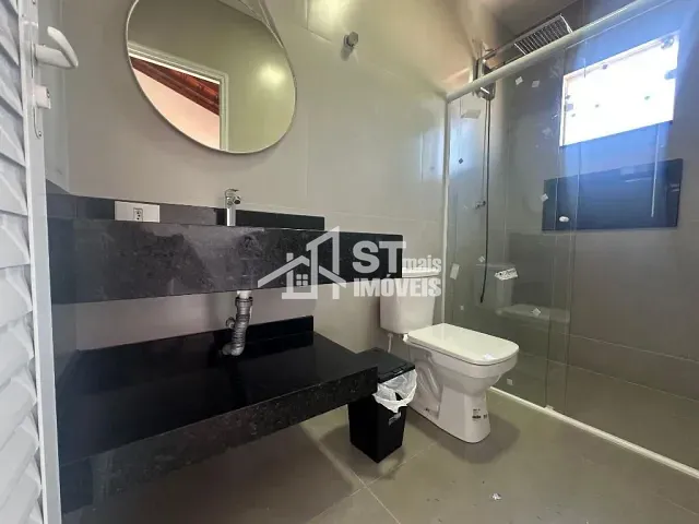 Casa com 160m² 1 quarto e 1 banheiro, à venda, no bairro Jardim Heloisa em Andradas