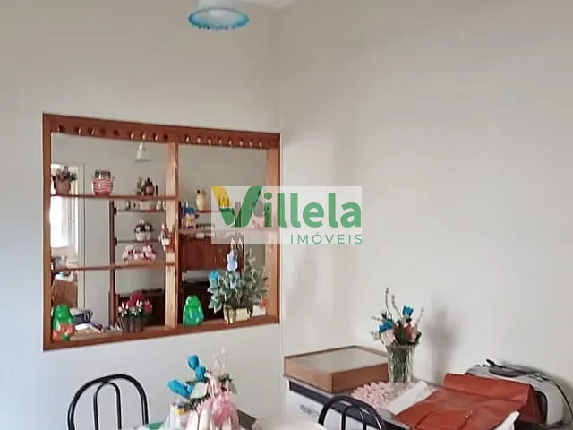 Casa com 734m² 3 quartos e 2 banheiros, à venda, no bairro Centro em Poá