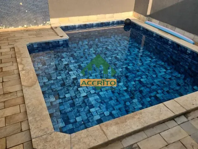 Casa com 300m² 3 quartos e 5 banheiros, à venda, no bairro Pinheiros em Araçatuba
