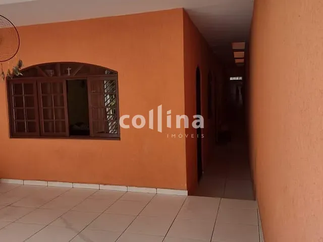 Casa 3 quartos e 2 banheiros, à venda, no bairro Jardim Marilu em Carapicuíba