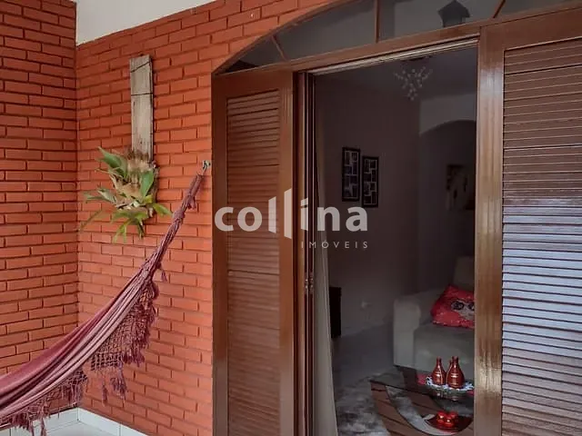 Casa 3 quartos e 2 banheiros, à venda, no bairro Jardim Marilu em Carapicuíba