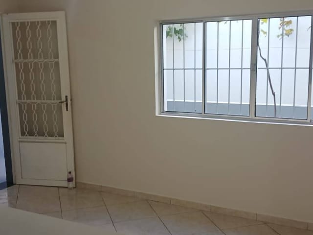 Casa 1 quarto e 1 banheiro, para alugar, no bairro Jardim Lisa em Campinas