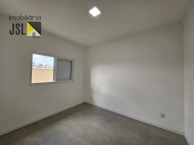 Casa com 263m² 3 quartos e 2 banheiros, à venda, no bairro Reserva do Vale em Caçapava