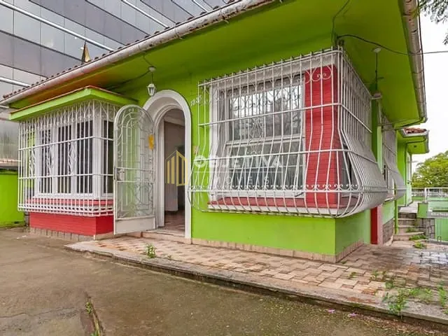 Casa com 400m², à venda, no bairro Higienópolis em Porto Alegre