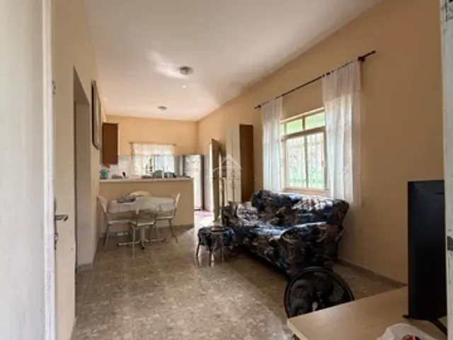Casa com 400m² 2 quartos e 3 banheiros, à venda, no bairro Boraceia em Bertioga