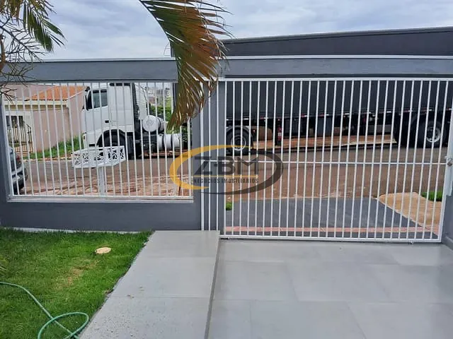 Casa com 180m² 2 quartos e 3 banheiros, à venda, no bairro Colúmbia em Londrina