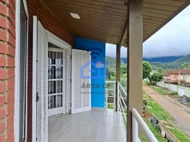 Casa 2 quartos e 2 banheiros, à venda, no bairro Massaguaçu em Caraguatatuba