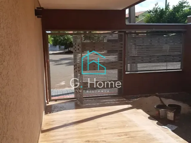 Casa com 177m² 3 quartos e 2 banheiros, à venda, no bairro Jardim Acapulco em Londrina