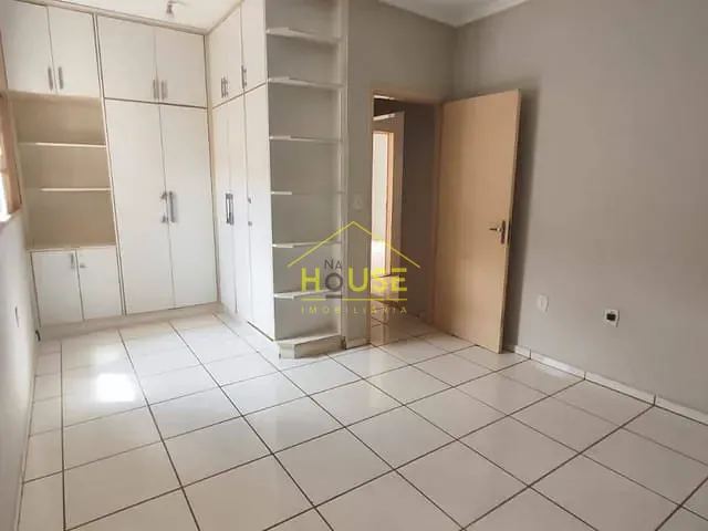 Casa 3 quartos e 2 banheiros, à venda, no bairro Patrimônio Novo em Votuporanga