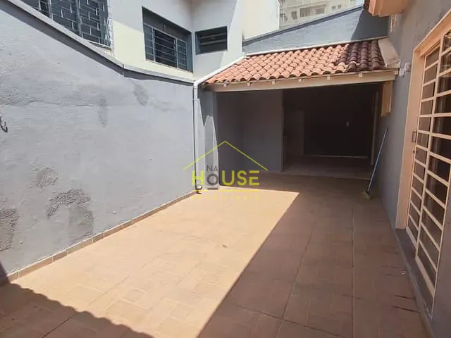 Casa 3 quartos e 2 banheiros, à venda, no bairro Patrimônio Novo em Votuporanga