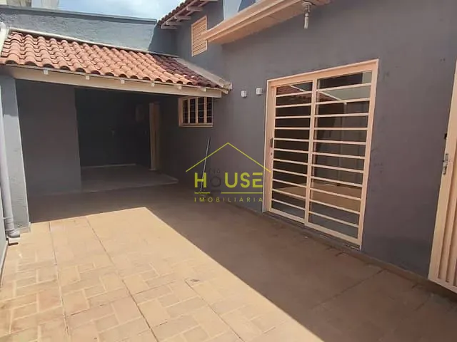 Casa 3 quartos e 2 banheiros, à venda, no bairro Patrimônio Novo em Votuporanga