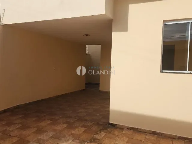 Casa com 125m² 3 quartos e 2 banheiros, para alugar, no bairro Jardim Bela Vista II em Artur Nogueira