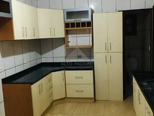 Casa com 132m² 2 quartos e 1 banheiro, à venda, no bairro Parque das Américas em Mauá