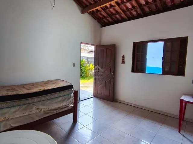 Casa 3 quartos e 2 banheiros, à venda, no bairro Boraceia em Bertioga