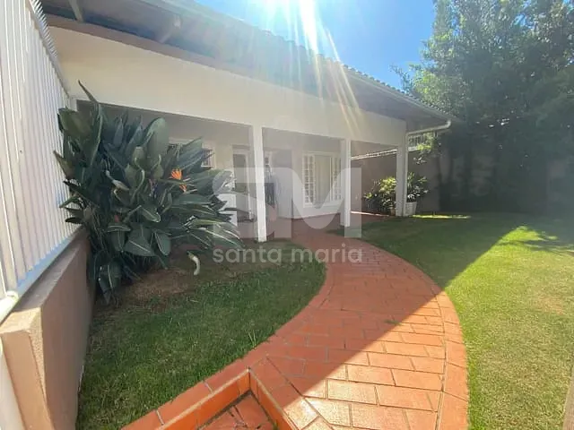 Casa com 405m² 3 quartos e 1 banheiro, à venda, no bairro Universitário em Chapecó