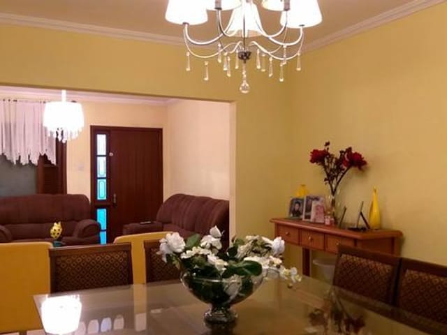 Casa com 500m² 3 quartos e 2 banheiros, à venda, no bairro Areal em Pelotas