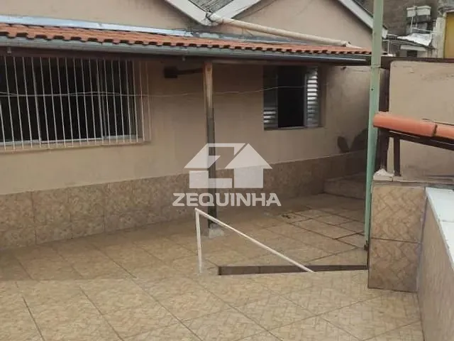 Casa com 405m² 4 quartos e 2 banheiros, à venda, no bairro Km 18 em Osasco