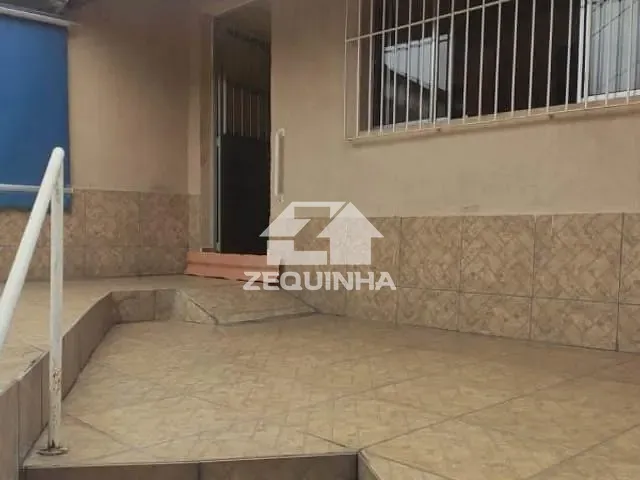 Casa com 405m² 4 quartos e 2 banheiros, à venda, no bairro Km 18 em Osasco