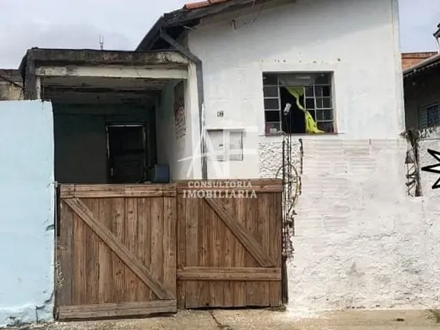 Casa com 156m² 1 quarto e 1 banheiro, à venda, no bairro Bosque da Saúde em Taubaté