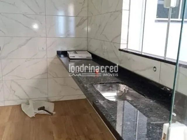 Casa com 150m² 3 quartos e 2 banheiros, à venda, no bairro Jardim Acapulco em Londrina