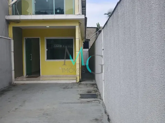 Casa 2 quartos e 2 banheiros, à venda ou para alugar, no bairro Campo Grande em Rio de Janeiro