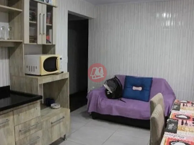 Casa com 175m² 3 quartos e 1 banheiro, para alugar, no bairro Jardim Carvalho em Porto Alegre