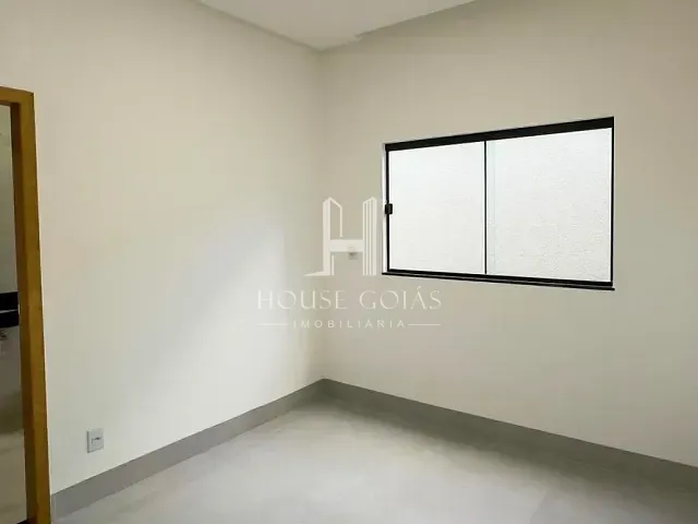 Casa com 180m² 3 quartos e 1 banheiro, à venda, no bairro Residencial Vereda dos Buritis em Goiânia
