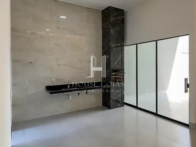 Casa com 180m² 3 quartos e 1 banheiro, à venda, no bairro Residencial Vereda dos Buritis em Goiânia