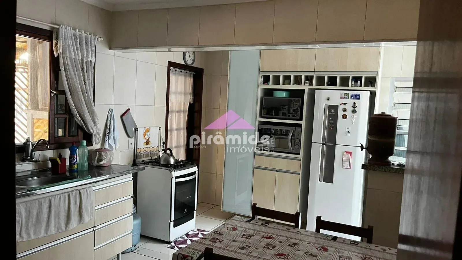 Casa, 3 quartos, 60 m² - Foto 1