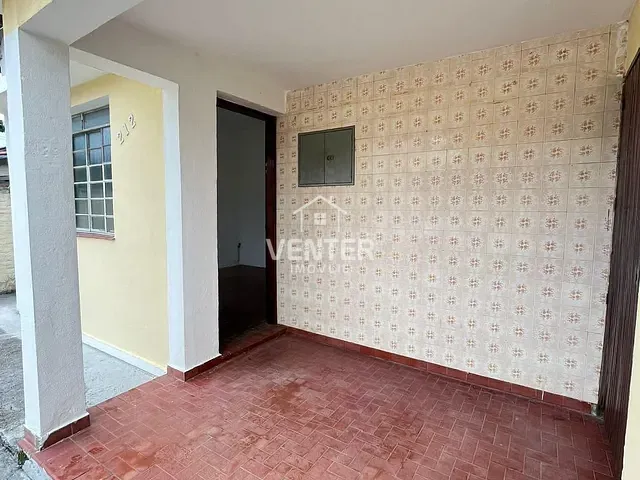 Casa 2 quartos e 1 banheiro, para alugar, no bairro Jardim Independência em Taubaté