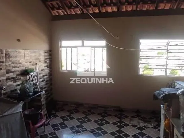 Casa com 155m² 4 quartos e 5 banheiros, à venda, no bairro Munhoz Junior em Osasco