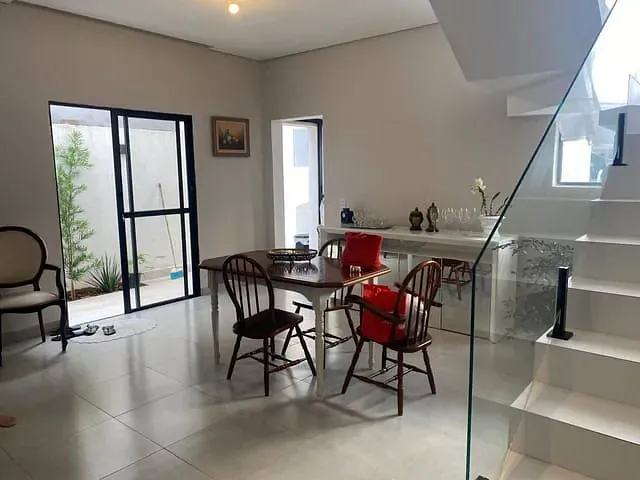 Casa com 2000m² 3 quartos e 1 banheiro, à venda, no bairro Vila Monte Alegre em Paulínia
