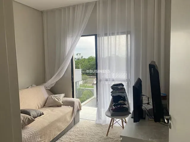 Casa com 2000m² 3 quartos e 1 banheiro, à venda, no bairro Vila Monte Alegre em Paulínia
