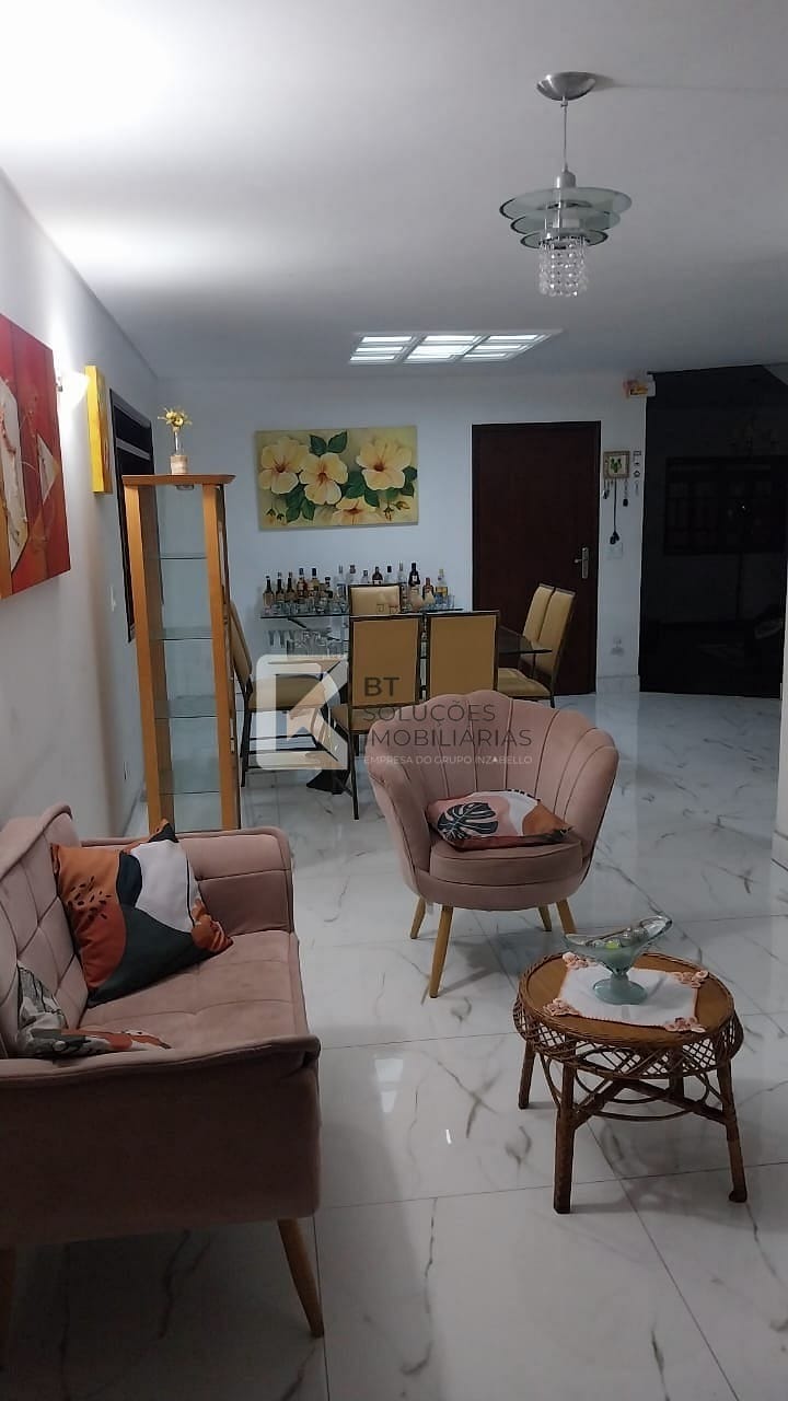 Casa, 3 quartos, 250 m² - Foto 2