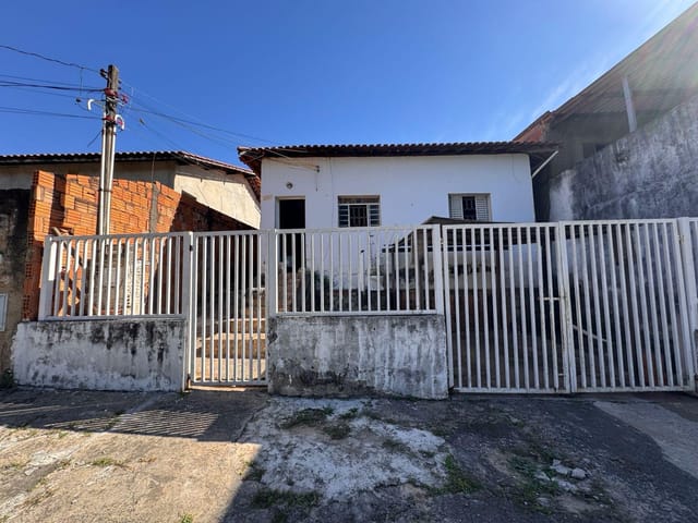 Casa 3 quartos e 1 banheiro, à venda, no bairro Jardim Santa Rosa em Campinas