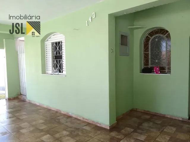 Casa com 98m² 2 quartos e 1 banheiro, à venda, no bairro Vila Santos em Caçapava