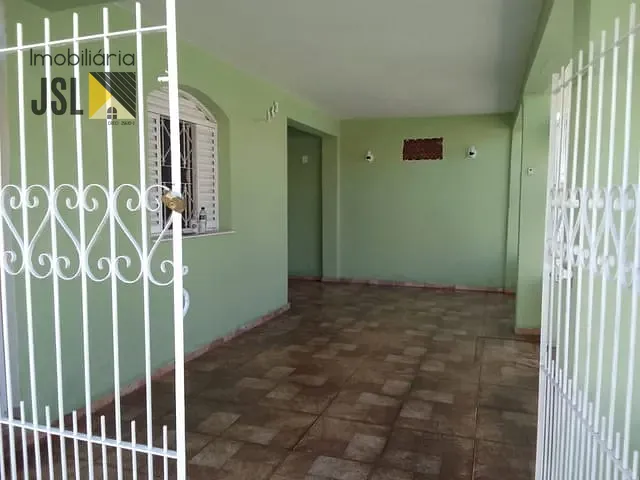 Casa com 98m² 2 quartos e 1 banheiro, à venda, no bairro Vila Santos em Caçapava