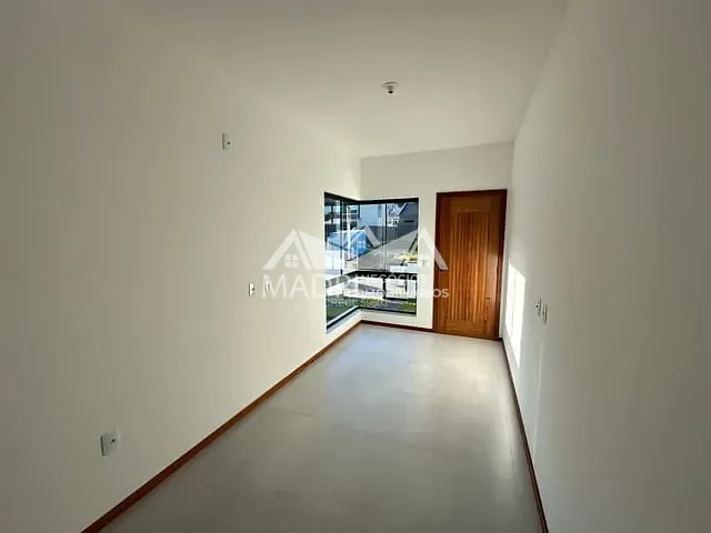 Casa 2 quartos e 1 banheiro, à venda, no bairro Forquilhas em São José