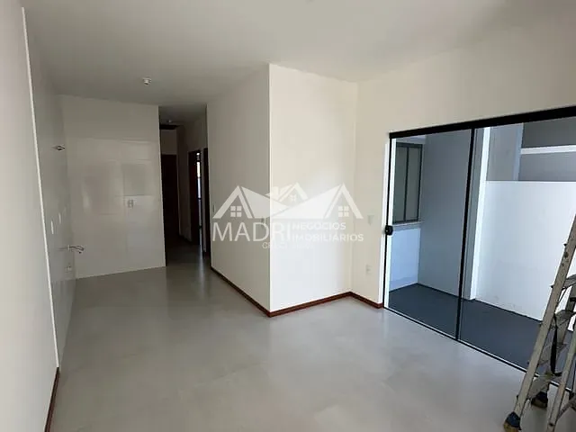 Casa 2 quartos e 1 banheiro, à venda, no bairro Forquilhas em São José