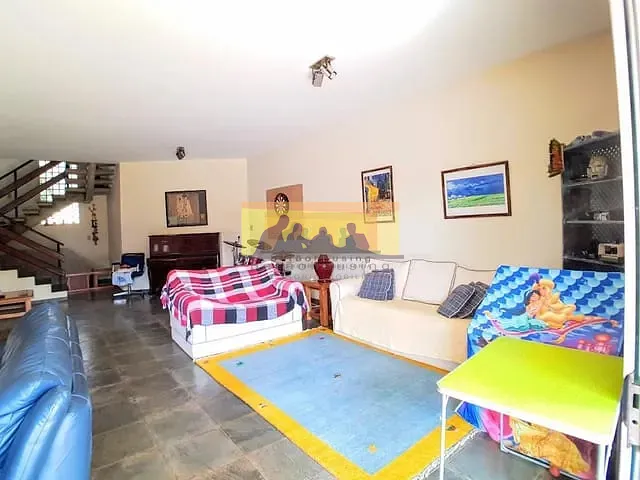 Casa com 900m² 4 quartos e 5 banheiros, à venda, no bairro Cidade Universitária em Campinas